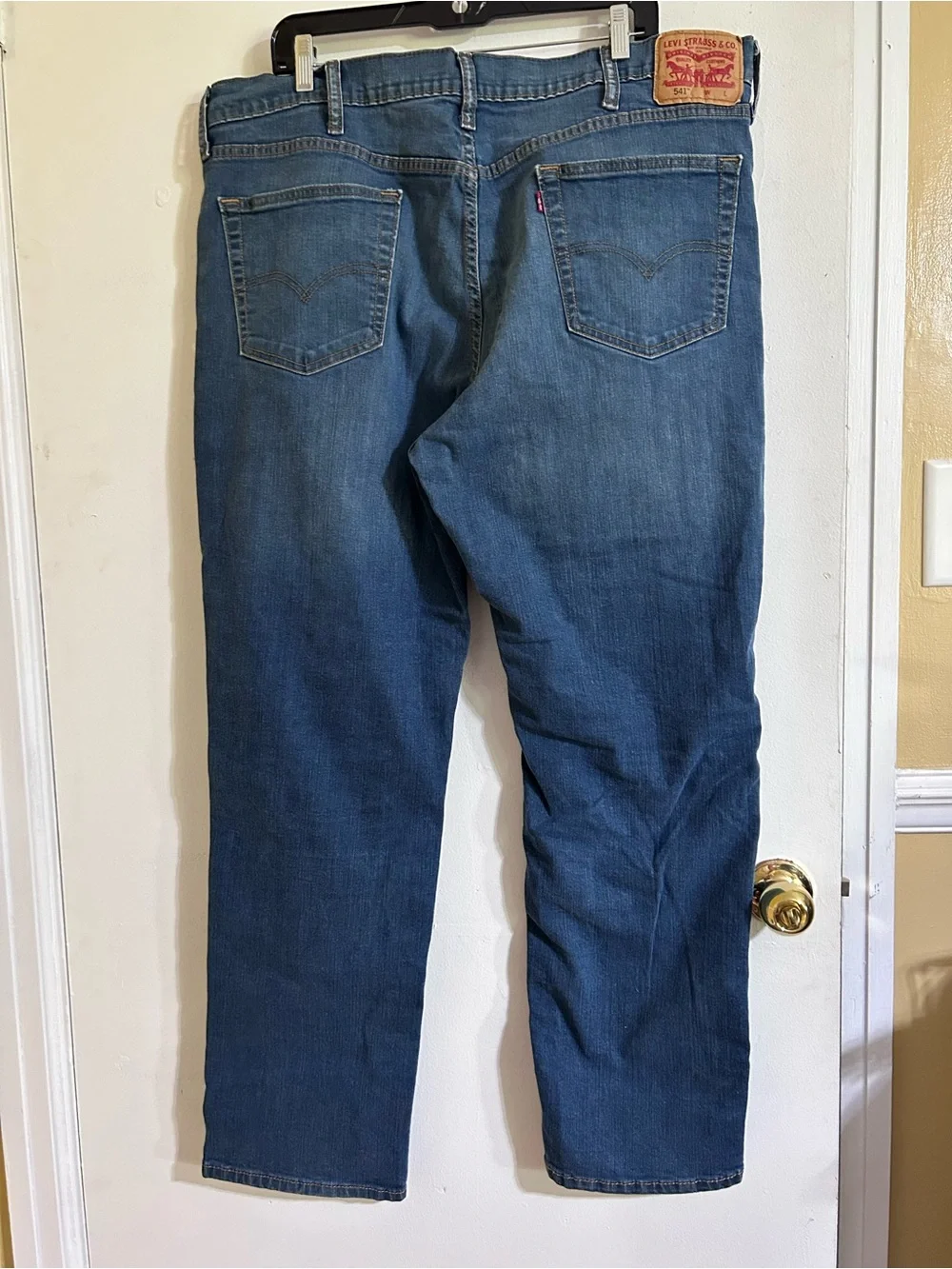 Levi's 541 Jeans GUC 42x34 Light Blue Fade